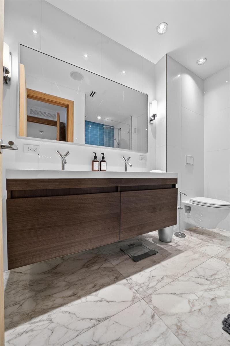 2301 Collins Avenue, Miami Beach FL 33139 — 10