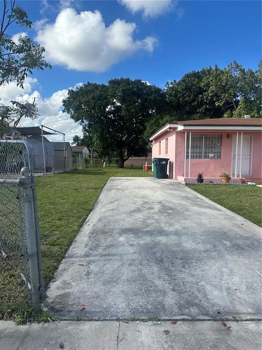 3501 NW 171st Ter, Miami Gardens FL 33056 — 2