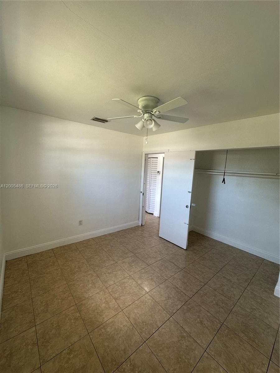 3501 NW 171st Ter, Miami Gardens FL 33056 — 13