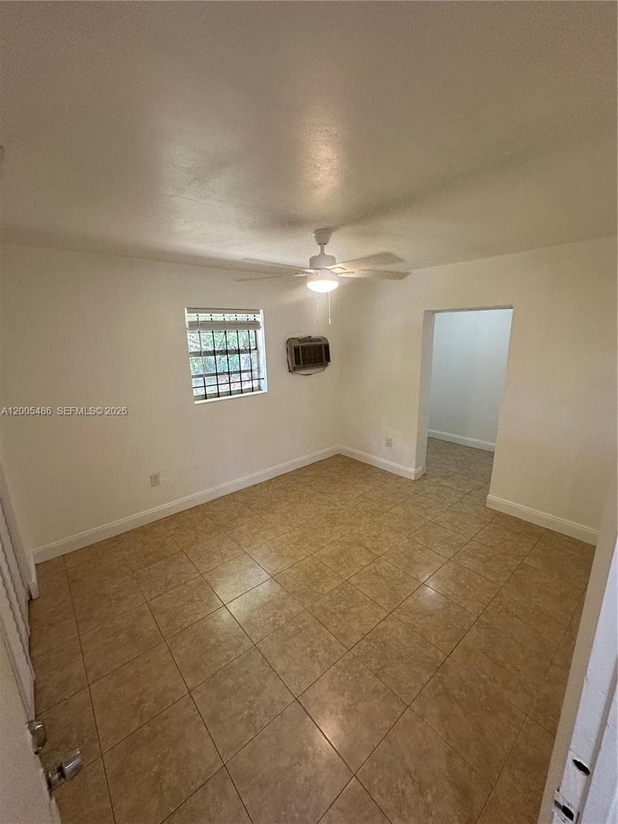 3501 NW 171st Ter, Miami Gardens FL 33056 — 17
