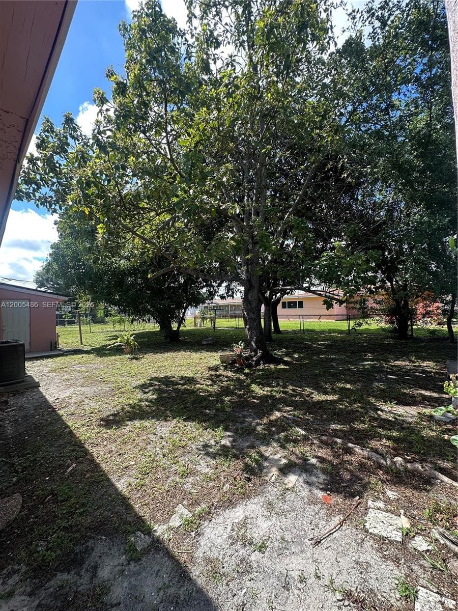 3501 NW 171st Ter, Miami Gardens FL 33056 — 26
