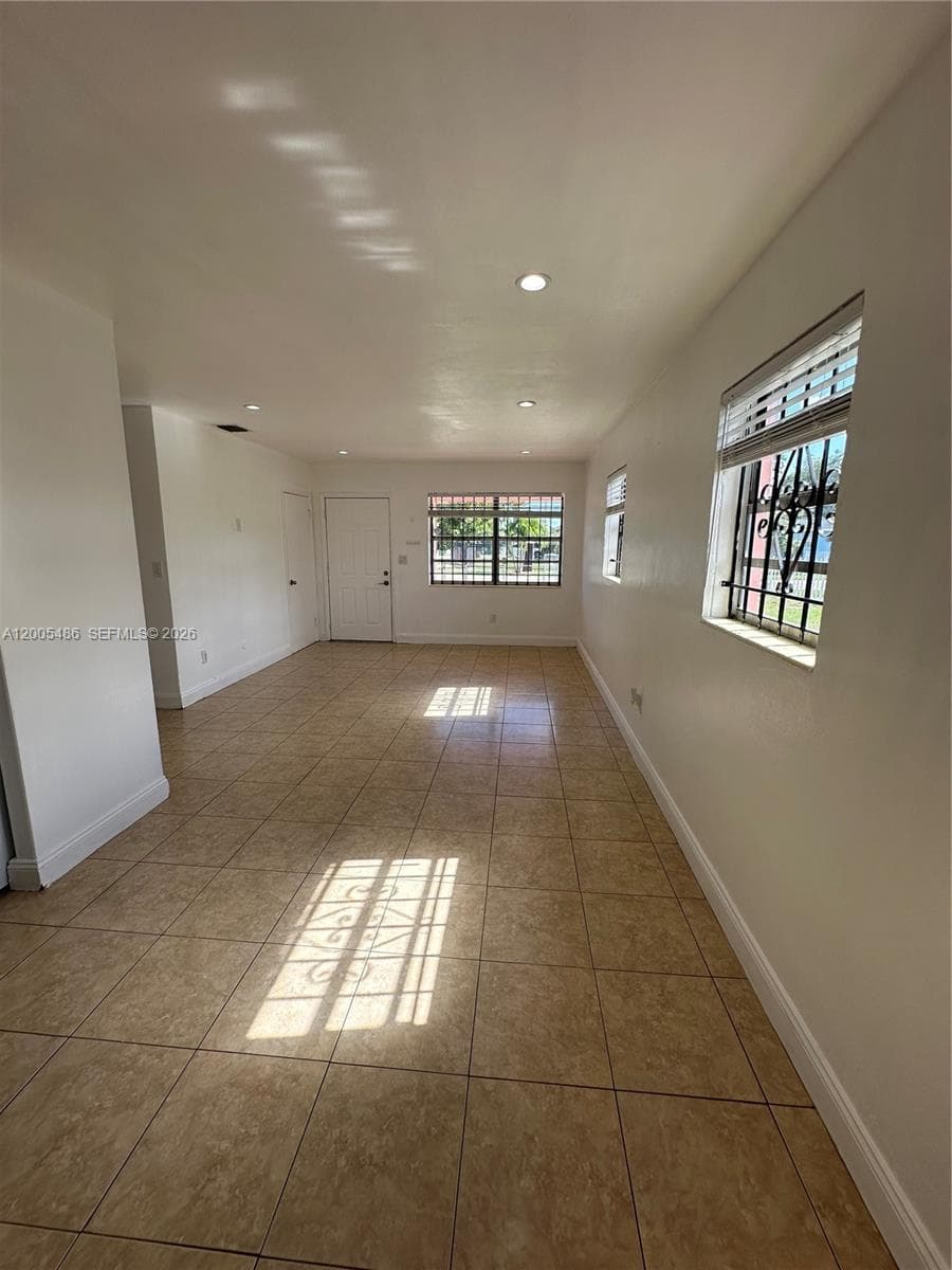 3501 NW 171st Ter, Miami Gardens FL 33056 — 7