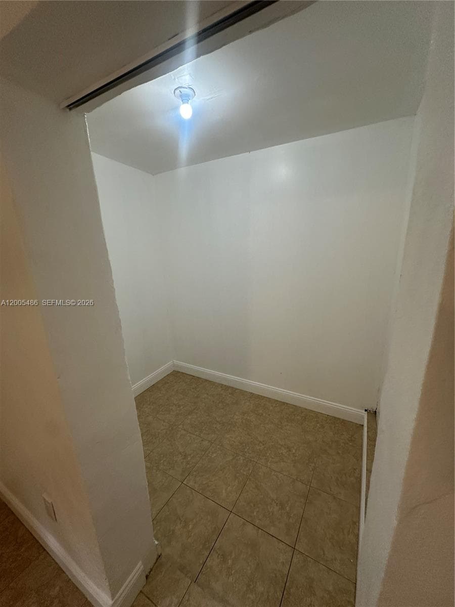 3501 NW 171st Ter, Miami Gardens FL 33056 — 18