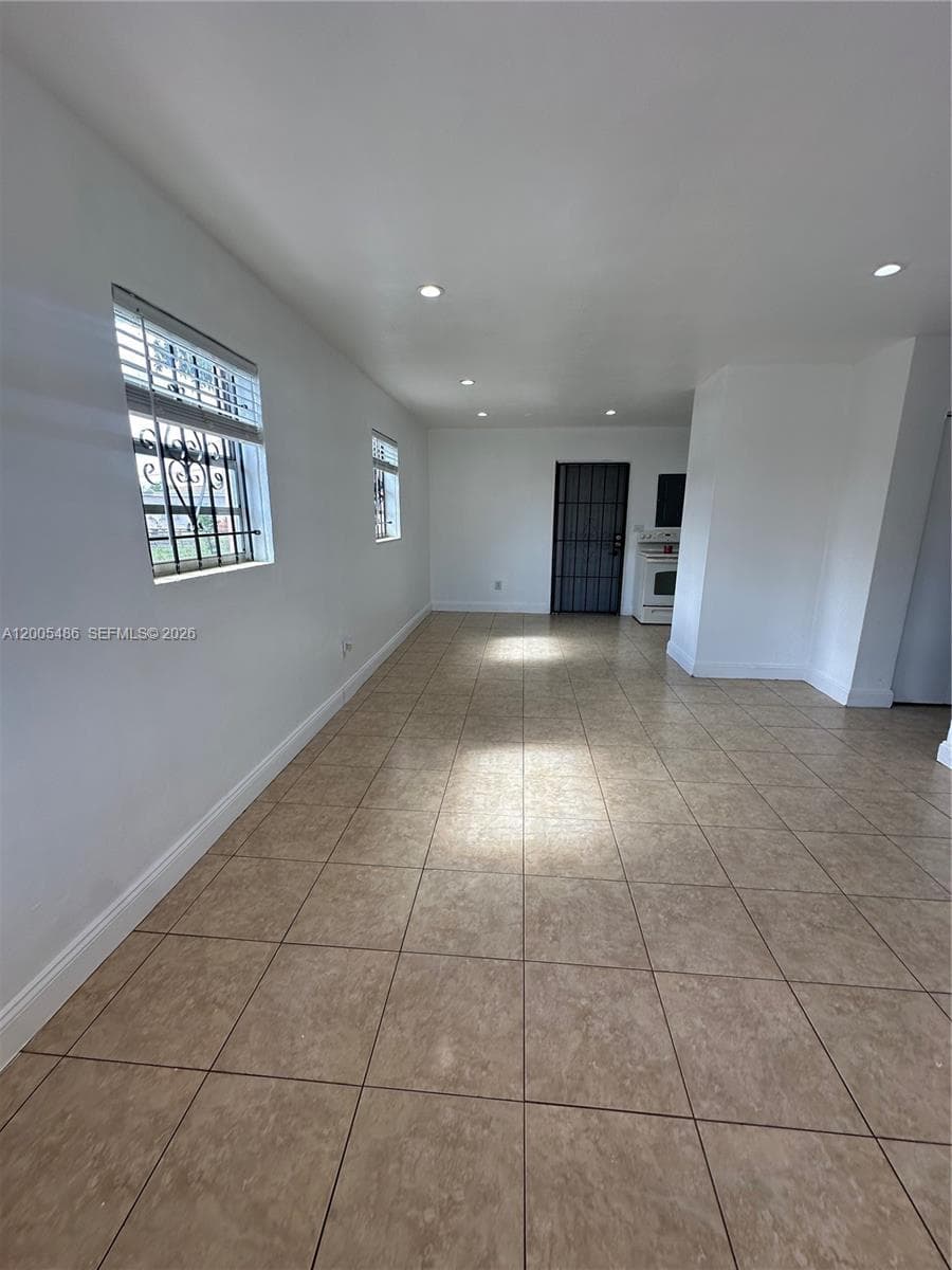 3501 NW 171st Ter, Miami Gardens FL 33056 — 8
