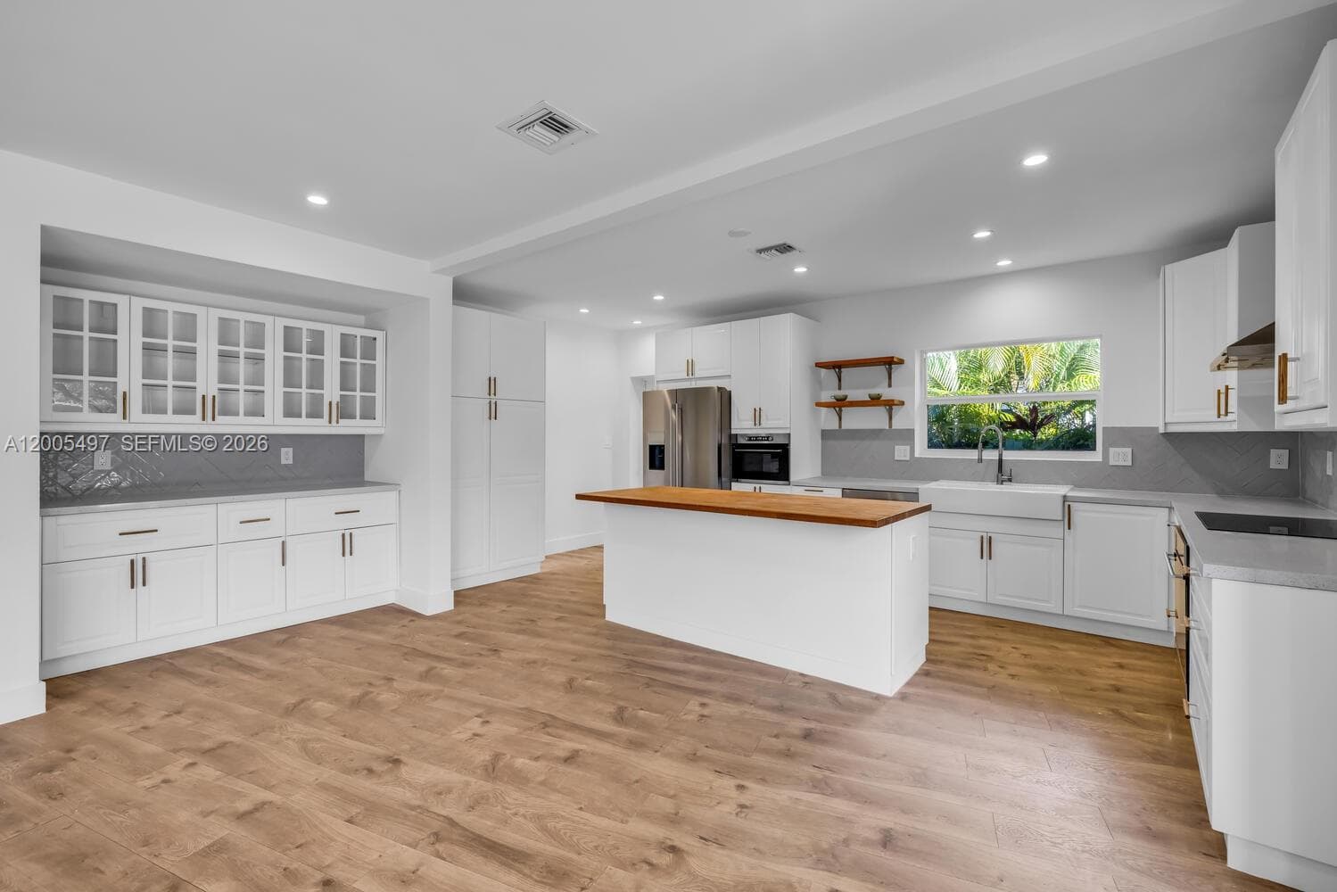 1411 NE 101st St, Miami Shores FL 33138 — 17