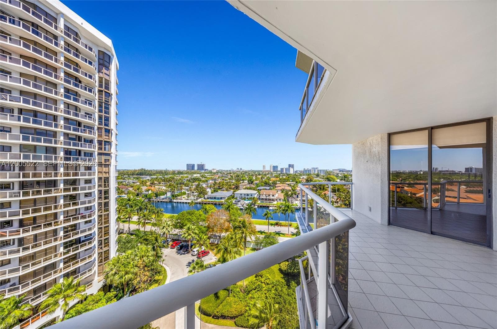 3610 Yacht Club Dr # 1016, Aventura FL 33180 — 34
