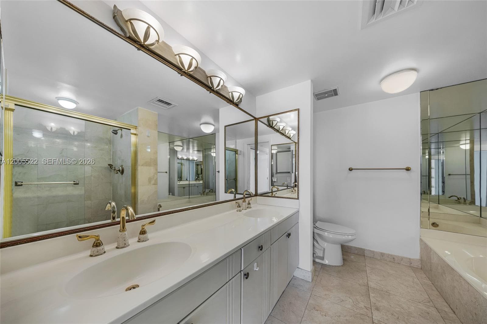3610 Yacht Club Dr # 1016, Aventura FL 33180 — 25