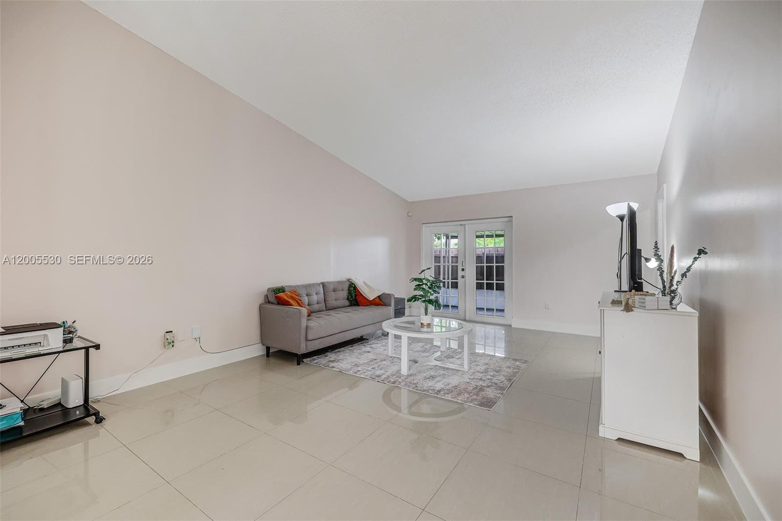 13890 SW 43rd Ter, Miami FL 33175 — 5