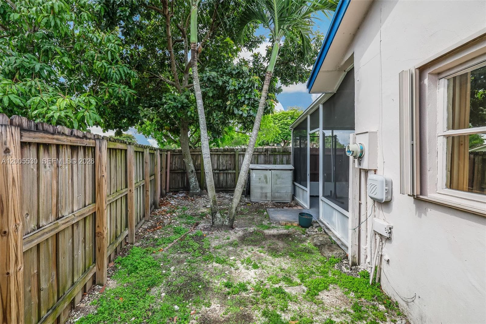 13890 SW 43rd Ter, Miami FL 33175 — 33