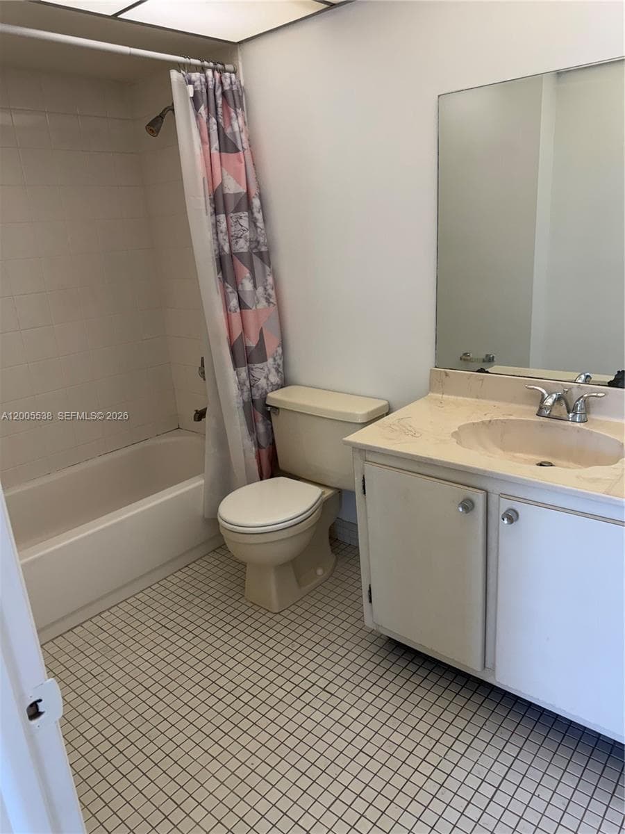 8415 SW 107th Ave # 208W, Miami FL 33173 — 9