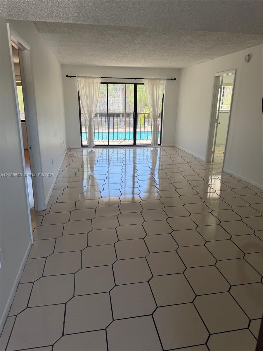 8415 SW 107th Ave # 208W, Miami FL 33173 — 4