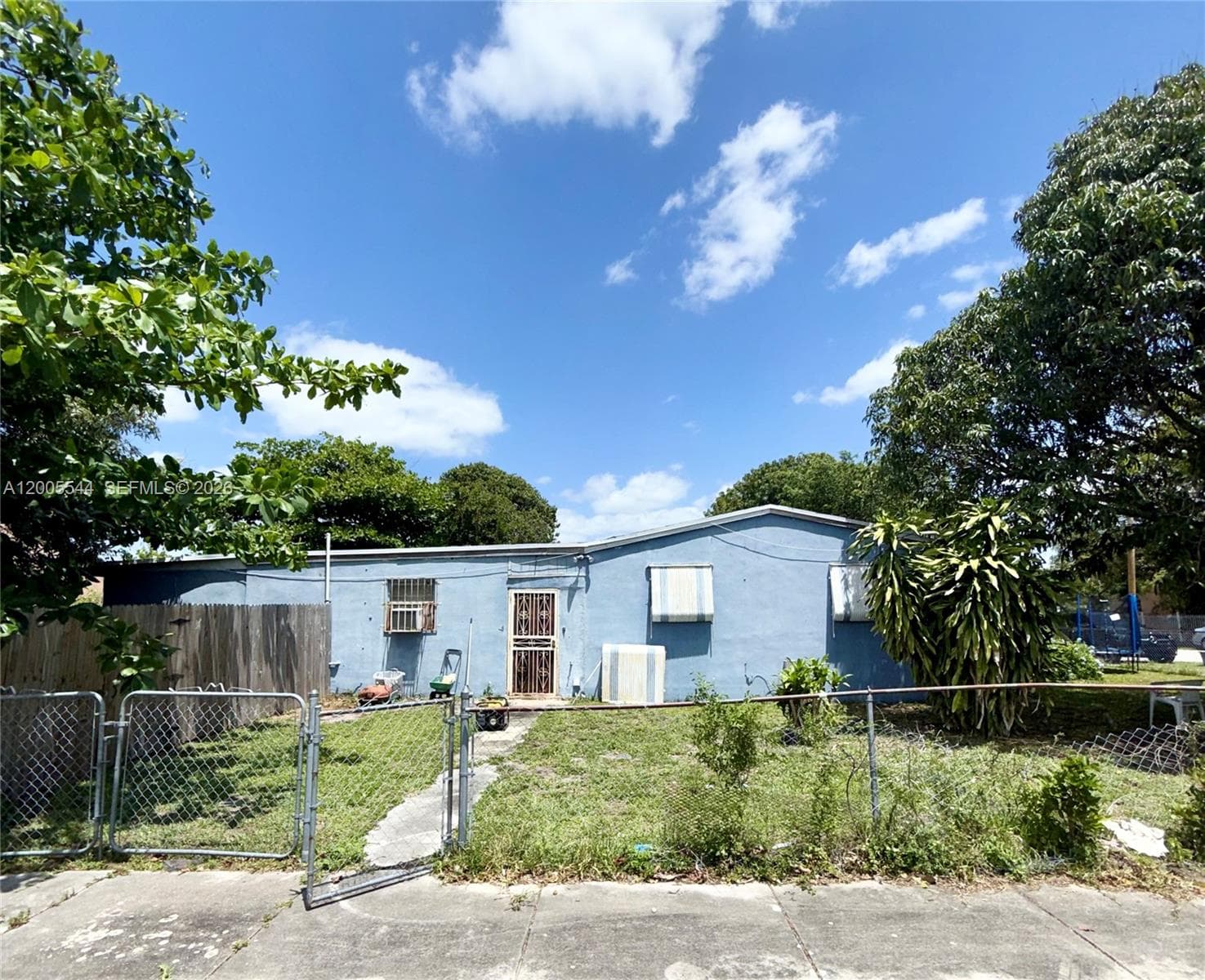 18700 NW 44th Ct, Miami Gardens FL 33055 — 2