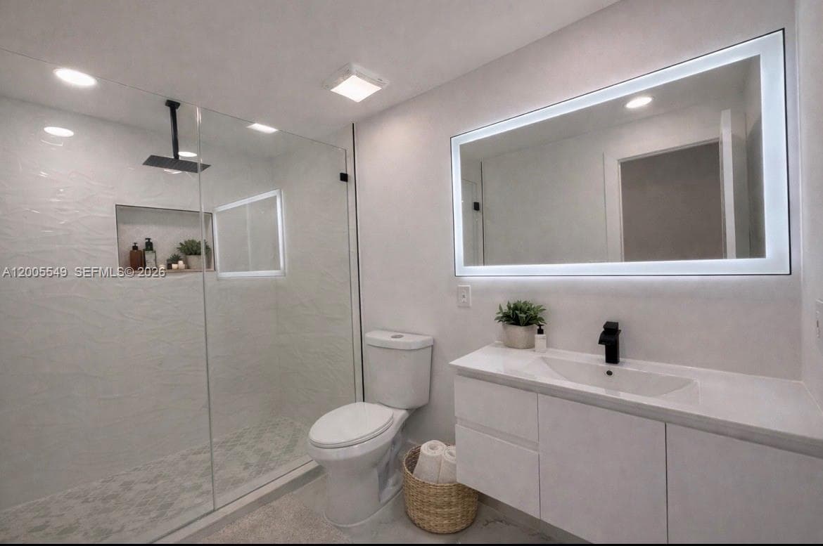 1810 NE 161st St, North Miami Beach FL 33162 — 22