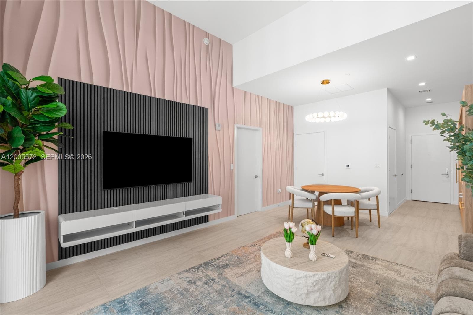 77 SE 5 # 507, Miami FL 33131 — 17