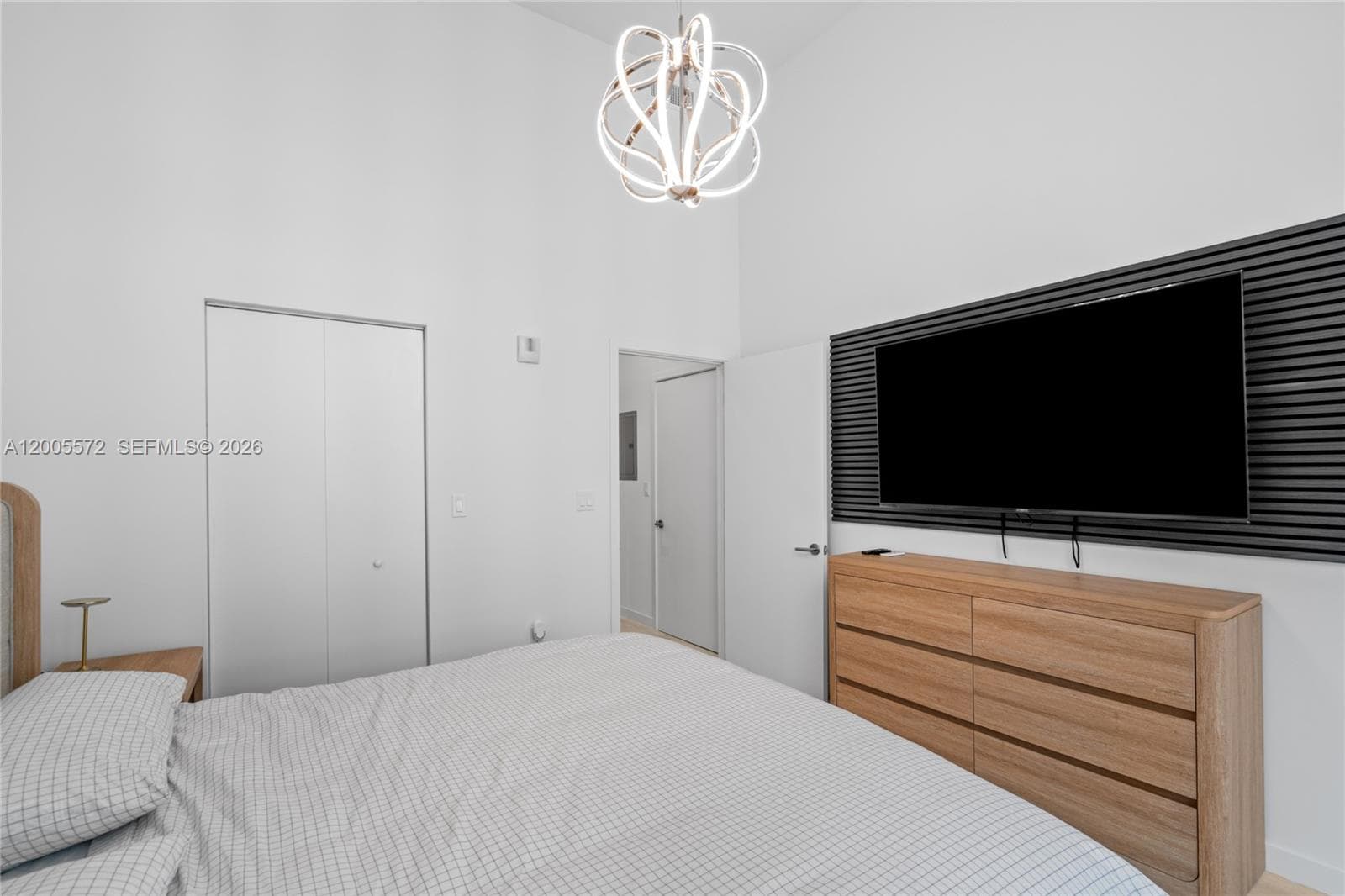 77 SE 5 # 507, Miami FL 33131 — 20
