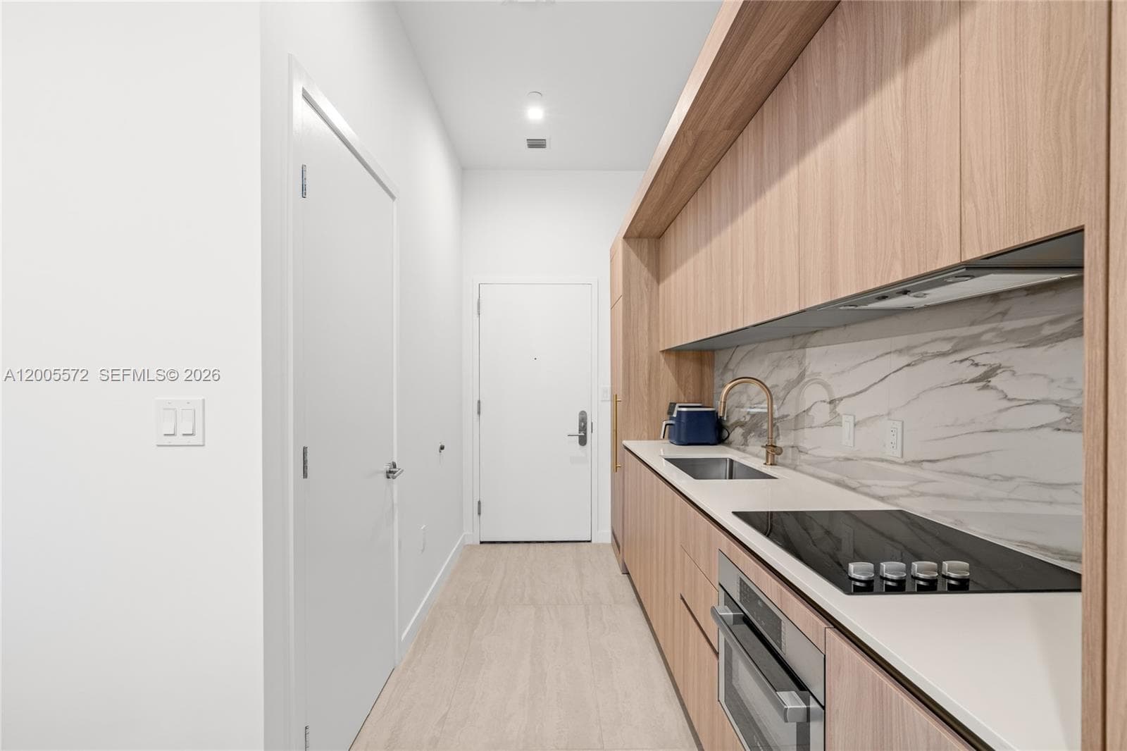 77 SE 5 # 507, Miami FL 33131 — 11