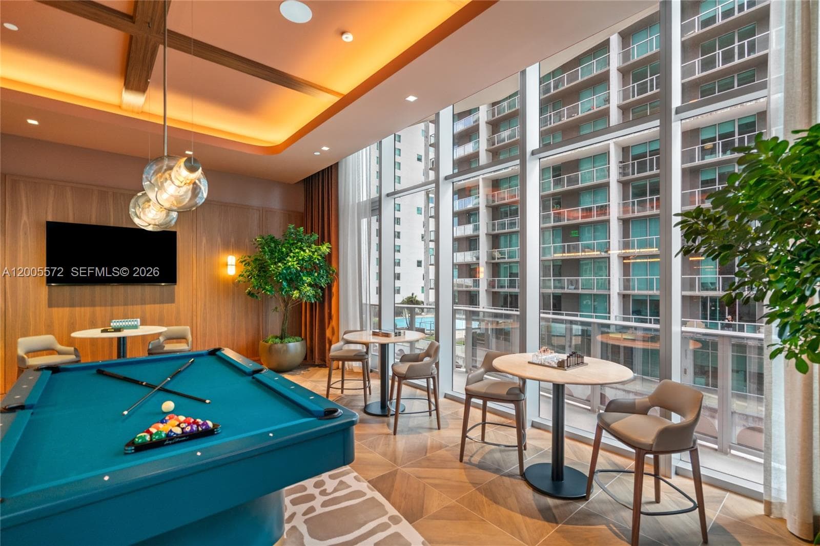 77 SE 5 # 507, Miami FL 33131 — 31