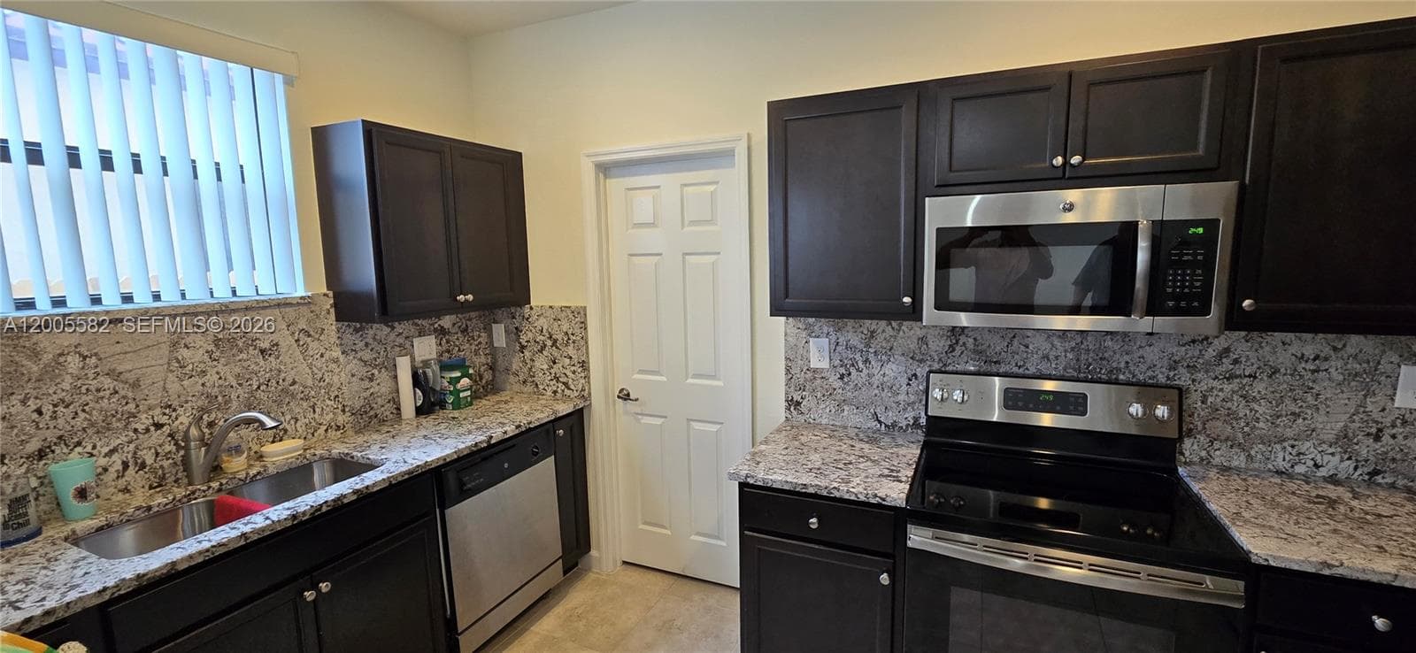 525 SE 34th Ter, Homestead FL 33033 — 6