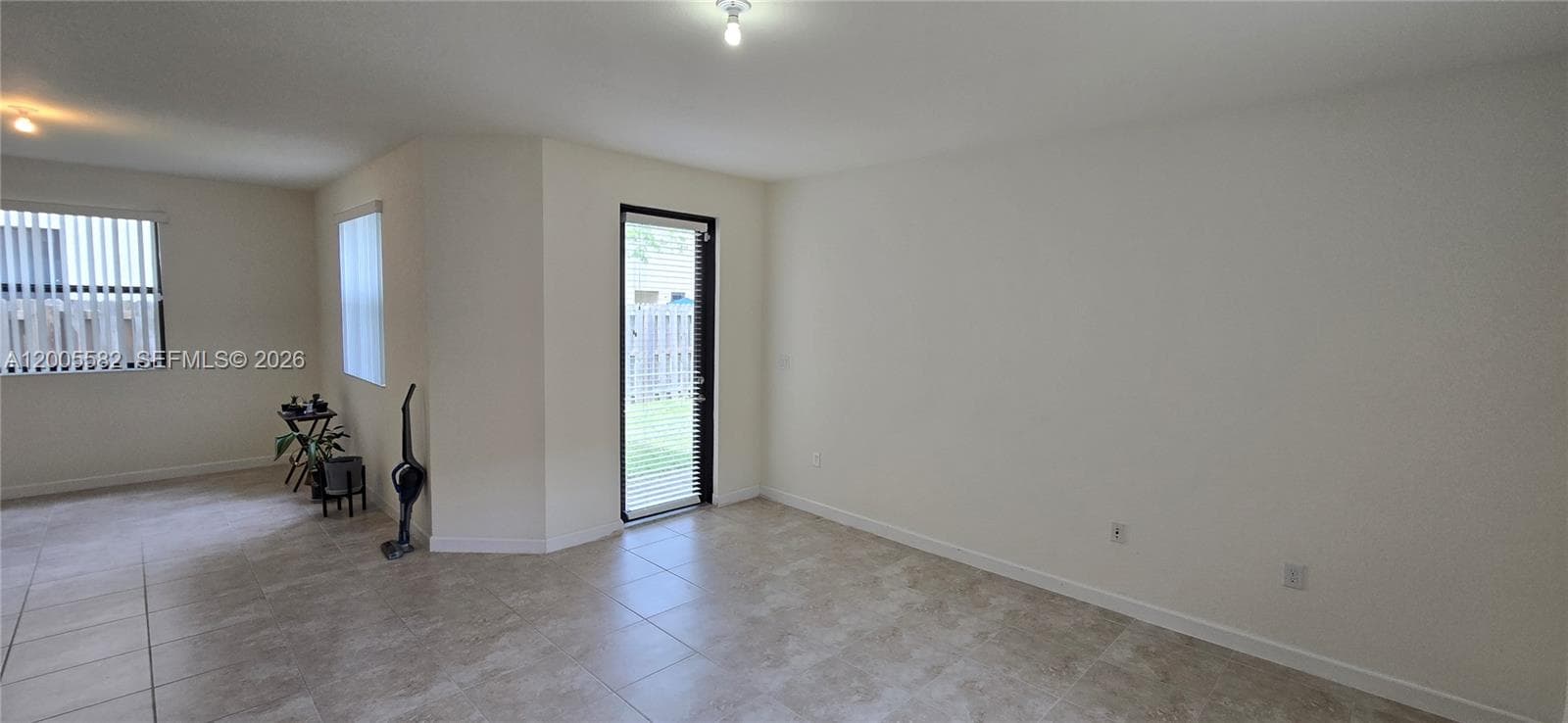 525 SE 34th Ter, Homestead FL 33033 — 4