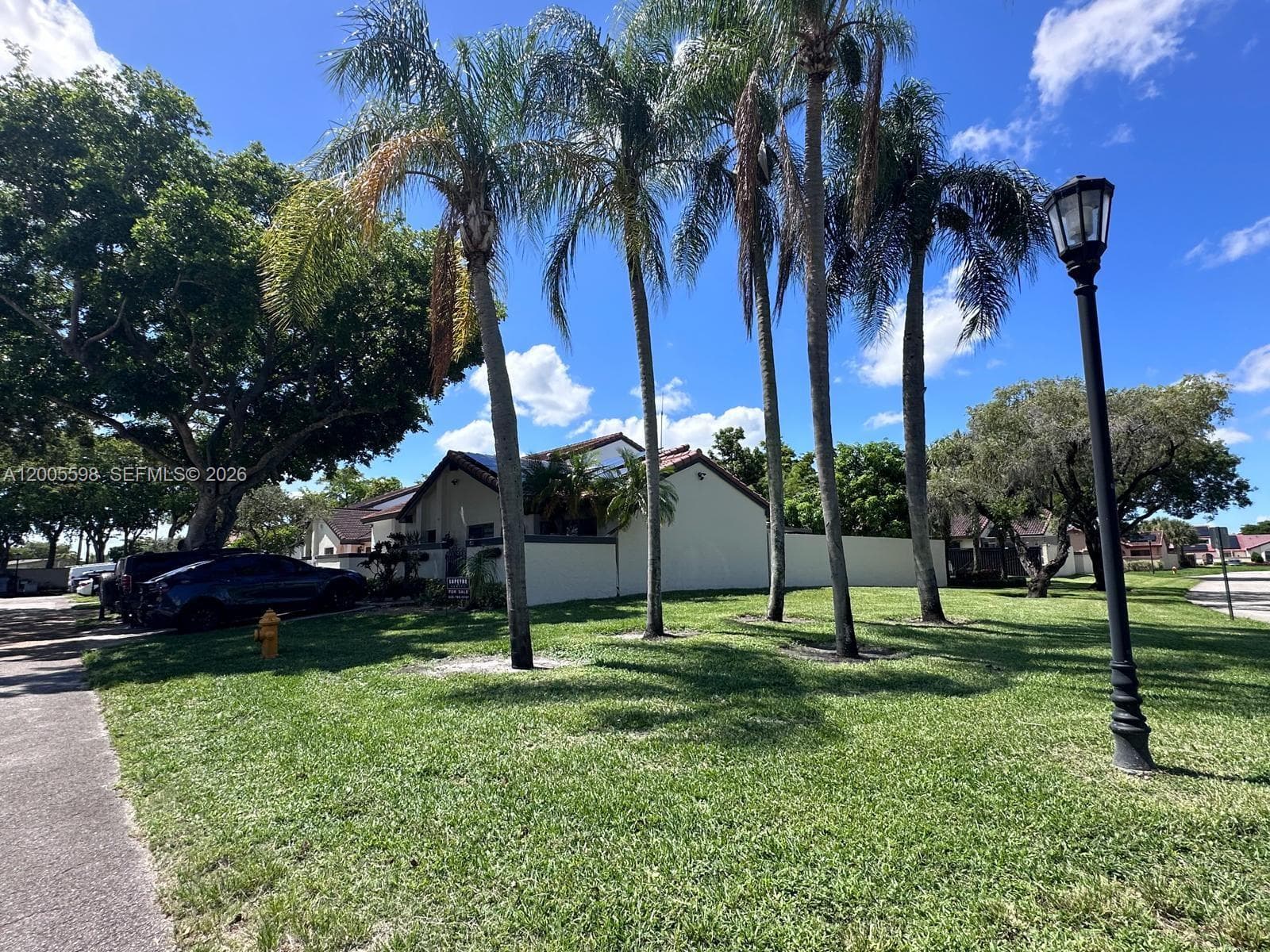 6633 NW 178th Ter, Hialeah FL 33015 — 2