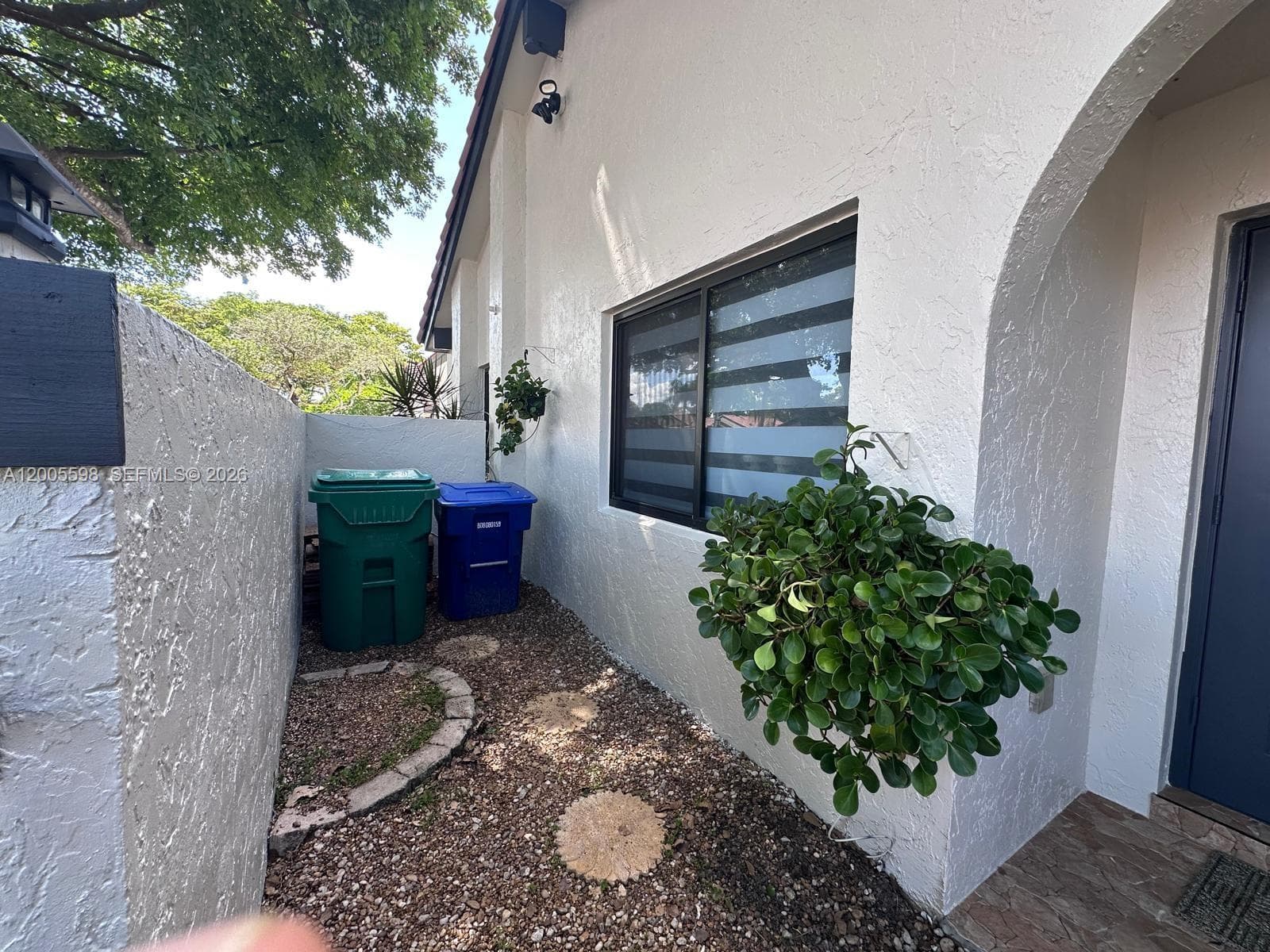 6633 NW 178th Ter, Hialeah FL 33015 — 6
