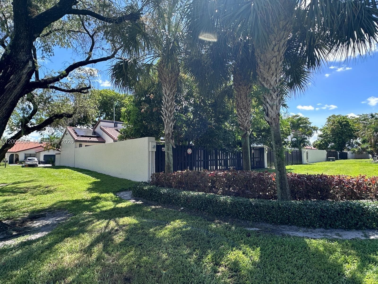 6633 NW 178th Ter, Hialeah FL 33015 — 42