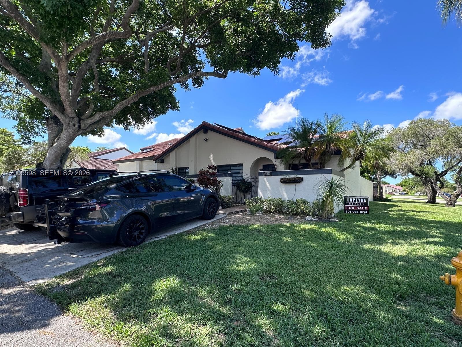 6633 NW 178th Ter, Hialeah FL 33015 — 3