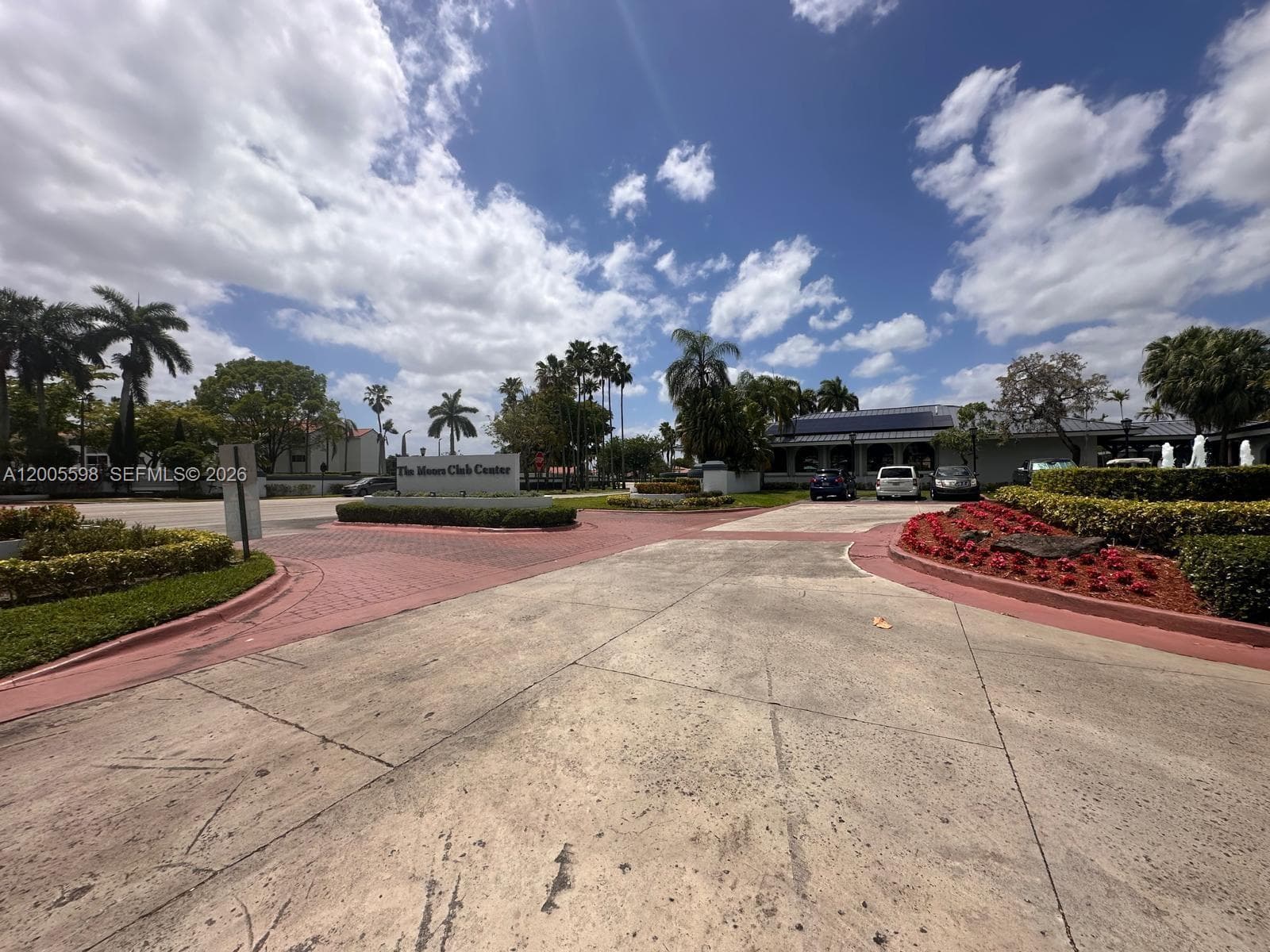 6633 NW 178th Ter, Hialeah FL 33015 — 33