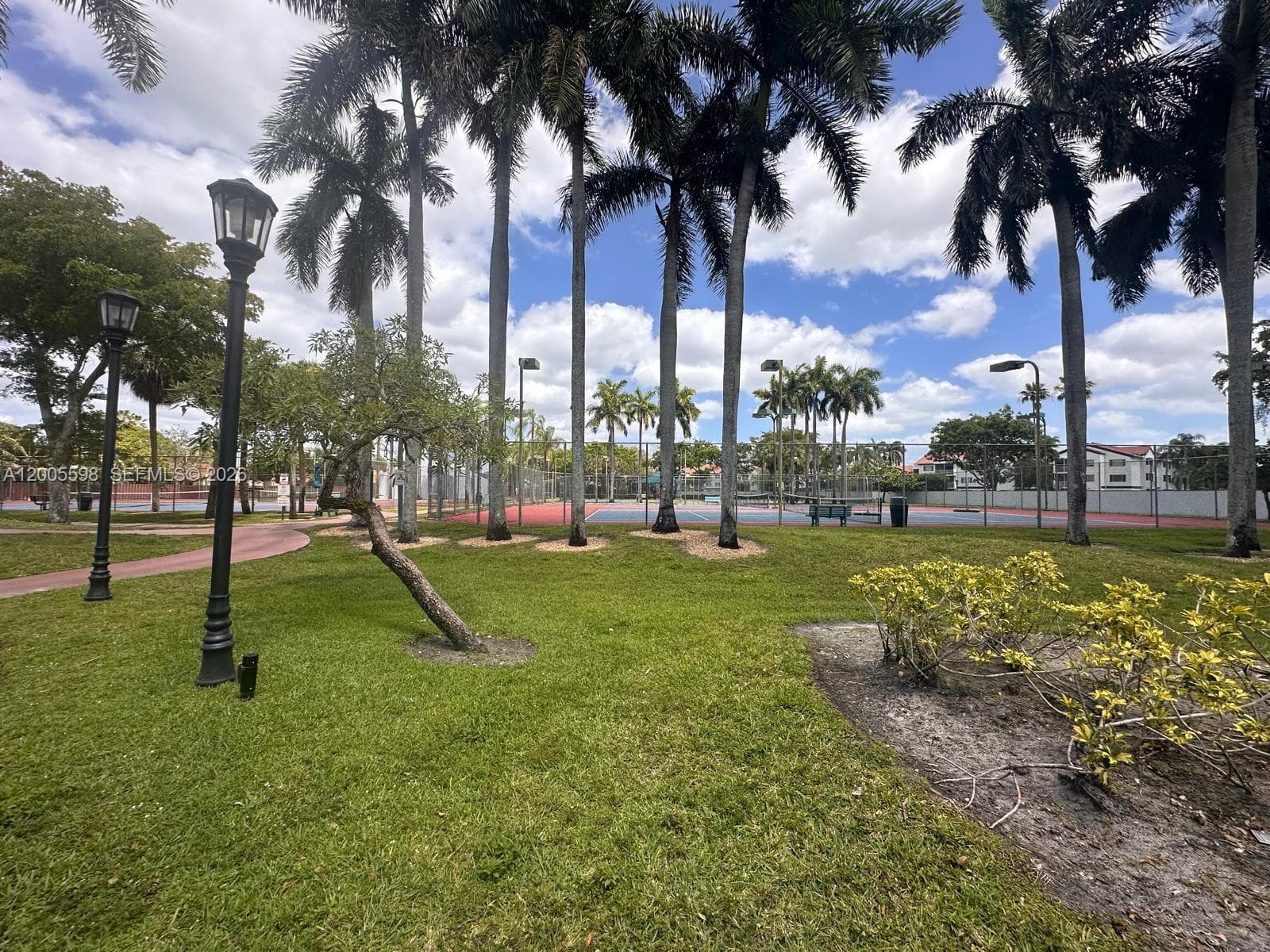 6633 NW 178th Ter, Hialeah FL 33015 — 35