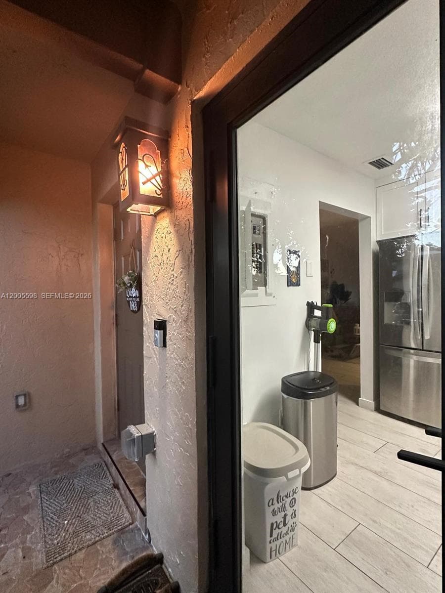 6633 NW 178th Ter, Hialeah FL 33015 — 8