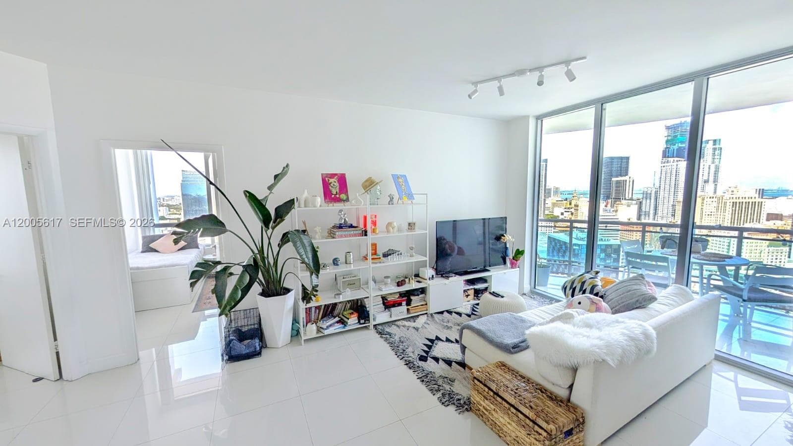 350 S Miami Ave # 2813, Miami FL 33130 — 1