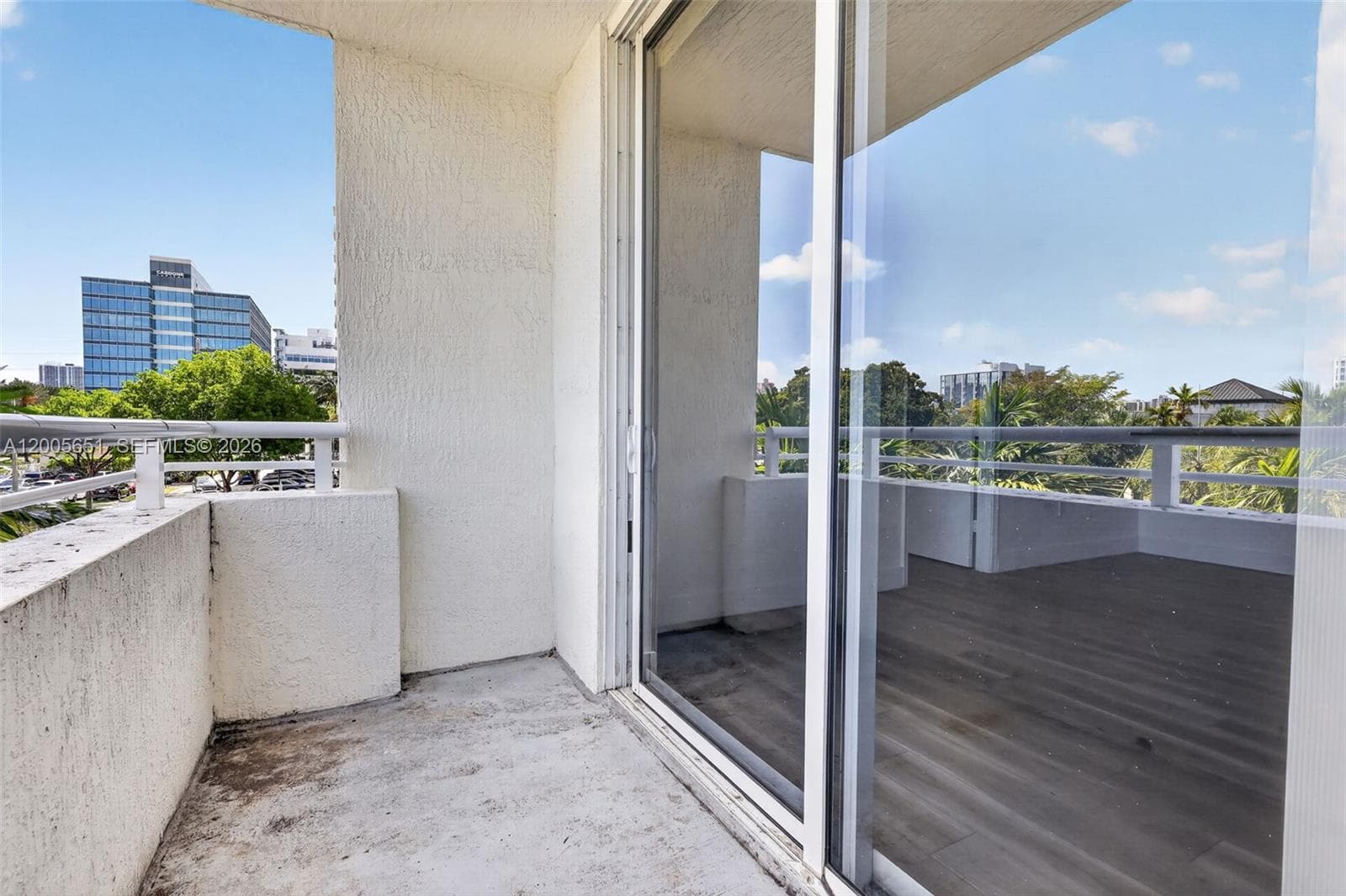 2775 NE 187th St # 202, Aventura FL 33180 — 27