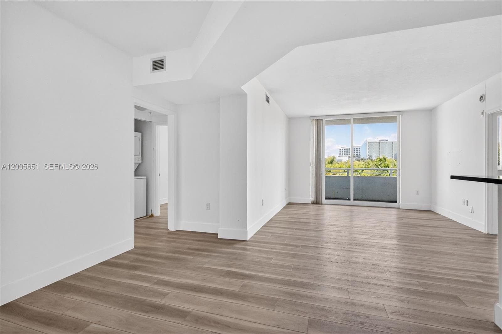 2775 NE 187th St # 202, Aventura FL 33180 — 13