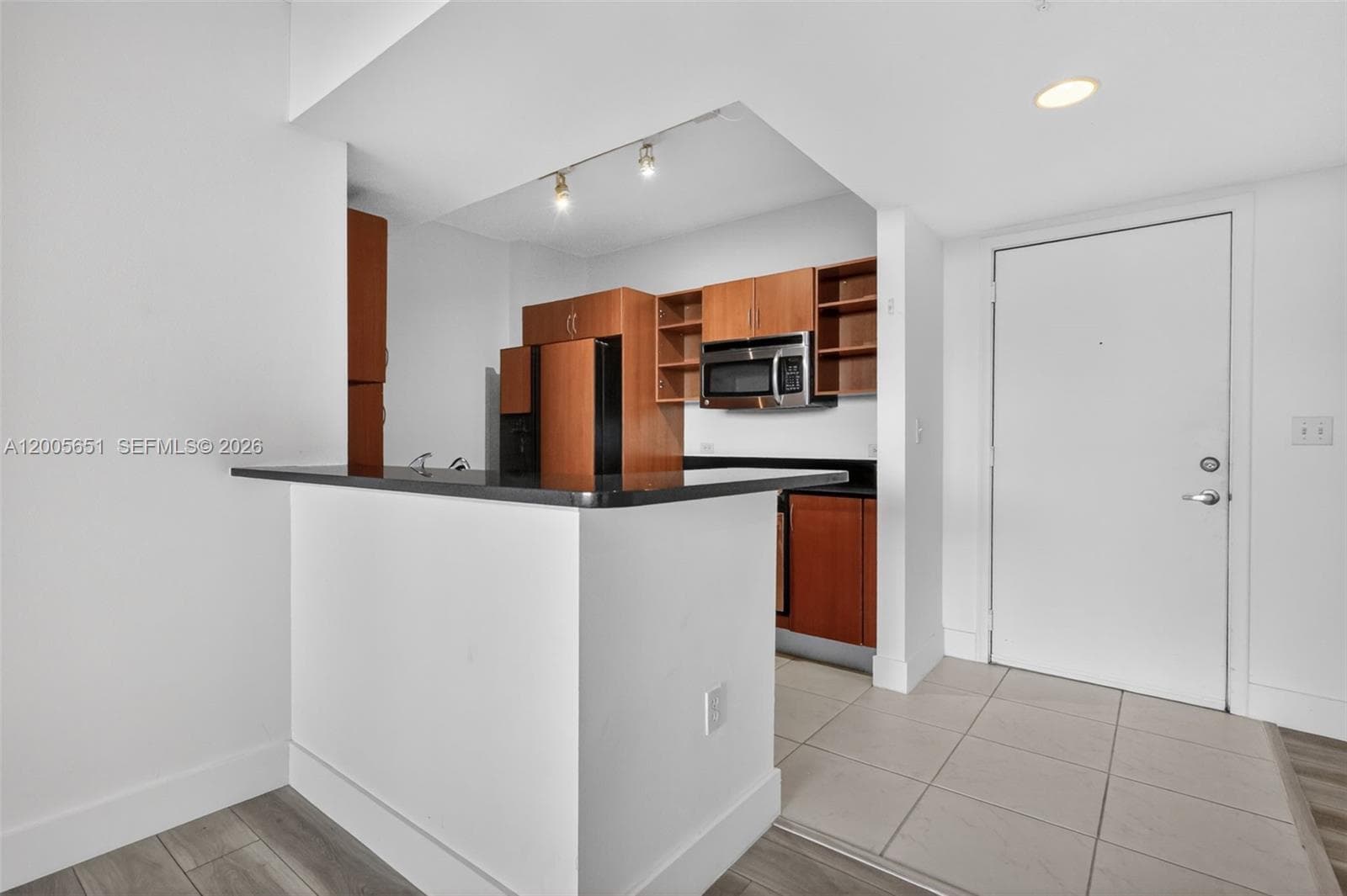 2775 NE 187th St # 202, Aventura FL 33180 — 8