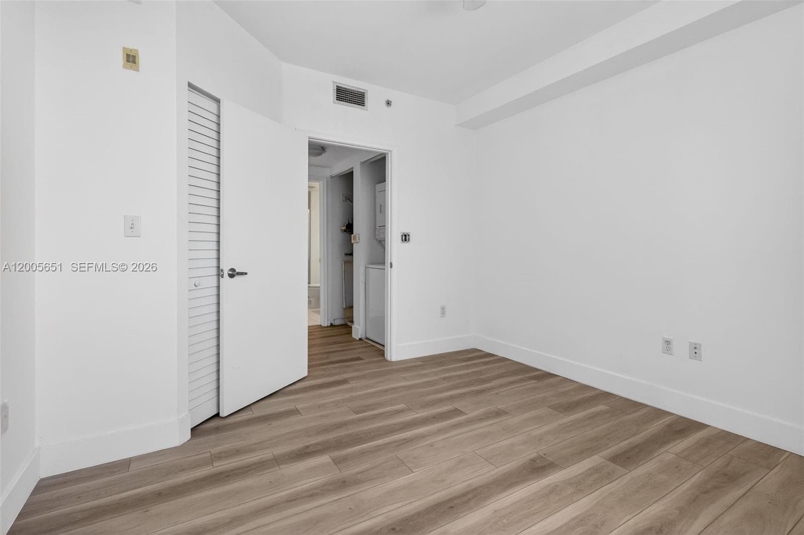2775 NE 187th St # 202, Aventura FL 33180 — 25