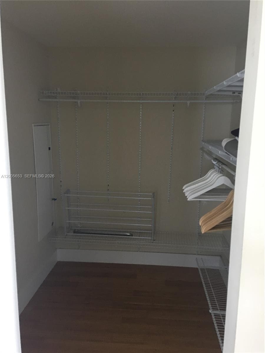 185 SW 7th St # 1511, Miami FL 33130 — 13