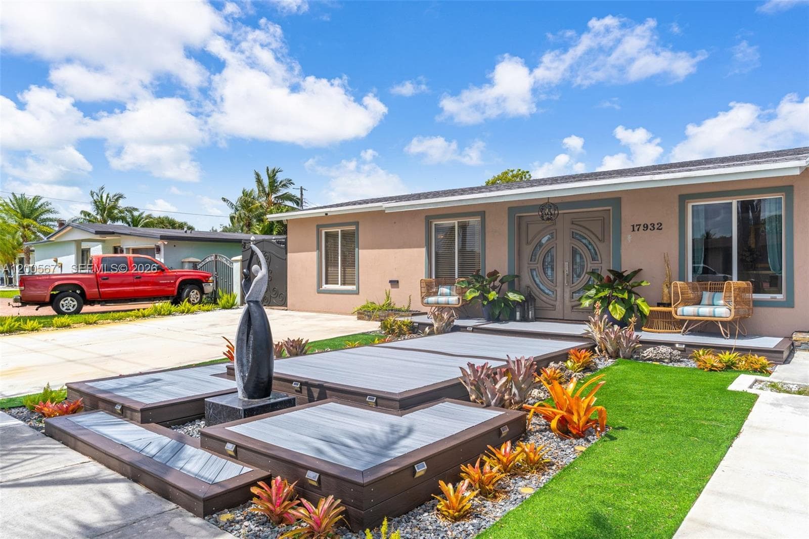 17932 NW 78th Ave, Hialeah FL 33015 — 2