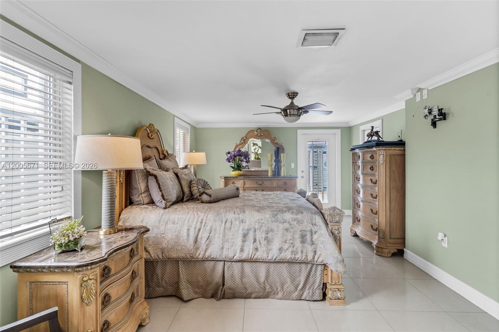 17932 NW 78th Ave, Hialeah FL 33015 — 16