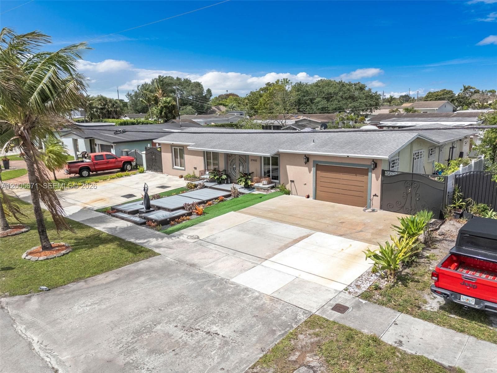 17932 NW 78th Ave, Hialeah FL 33015 — 3