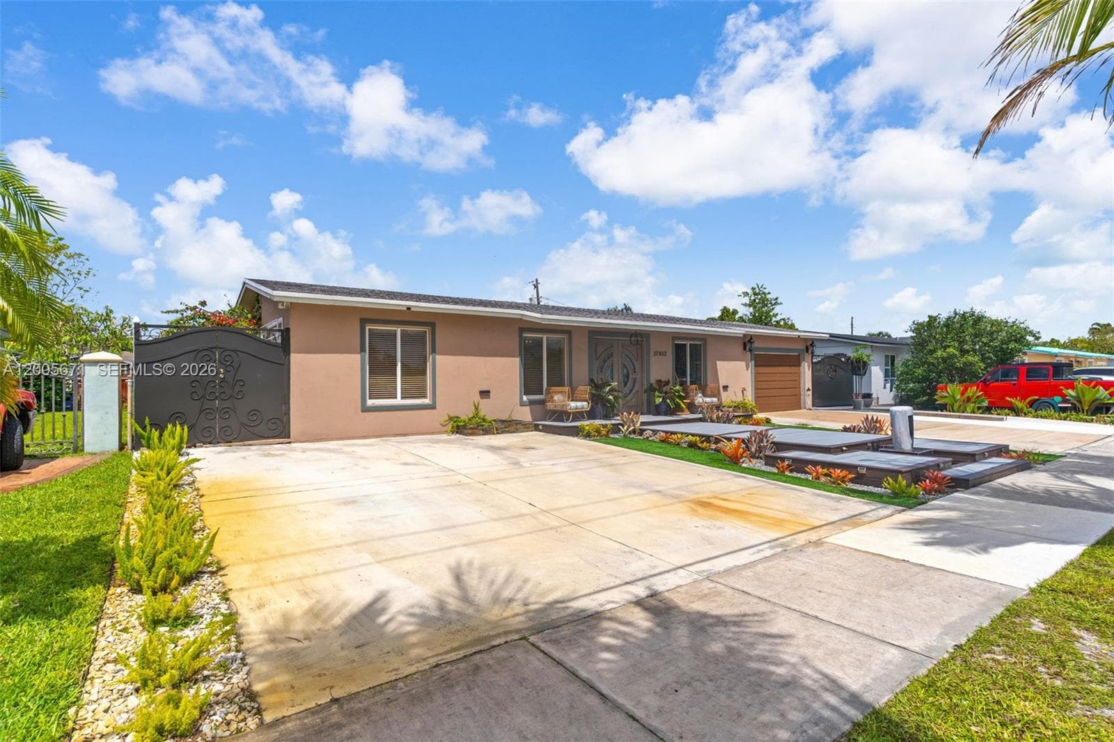 17932 NW 78th Ave, Hialeah FL 33015 — 5