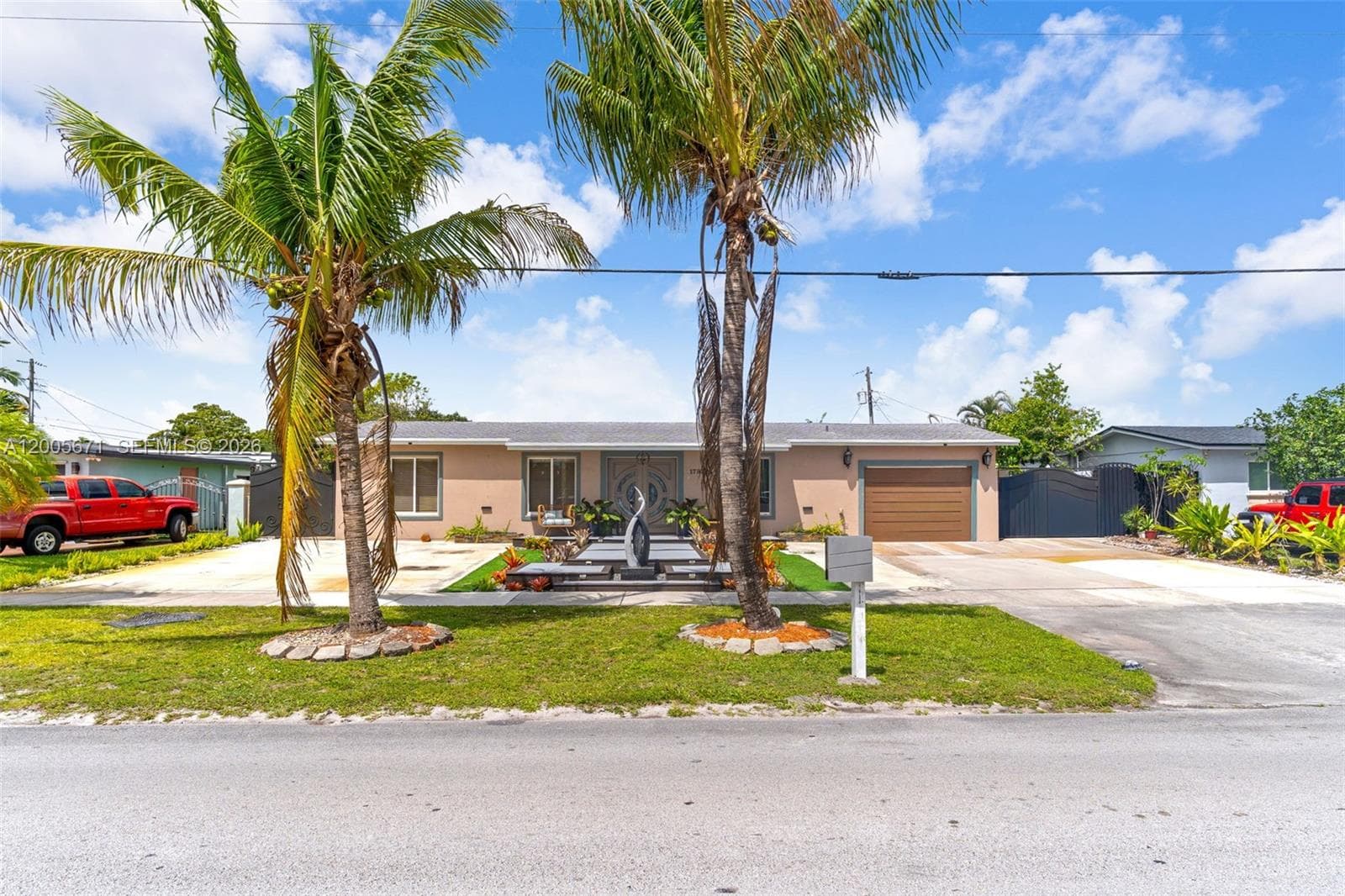 17932 NW 78th Ave, Hialeah FL 33015 — 4