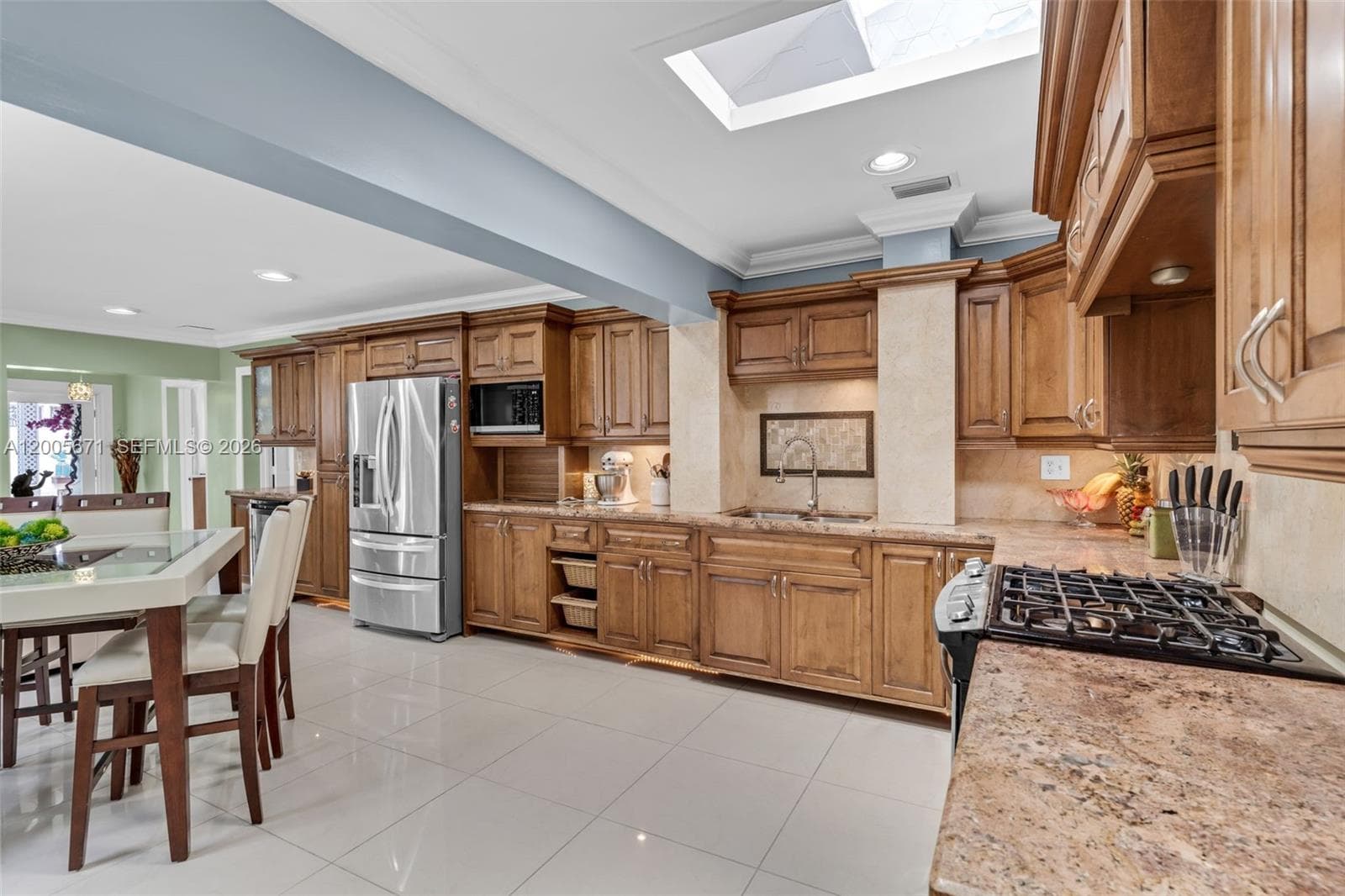 17932 NW 78th Ave, Hialeah FL 33015 — 25
