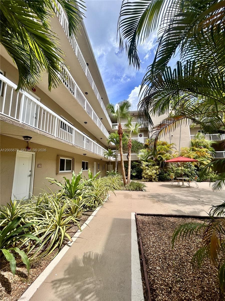 7740 Camino Real # G404, Miami FL 33143 — 14