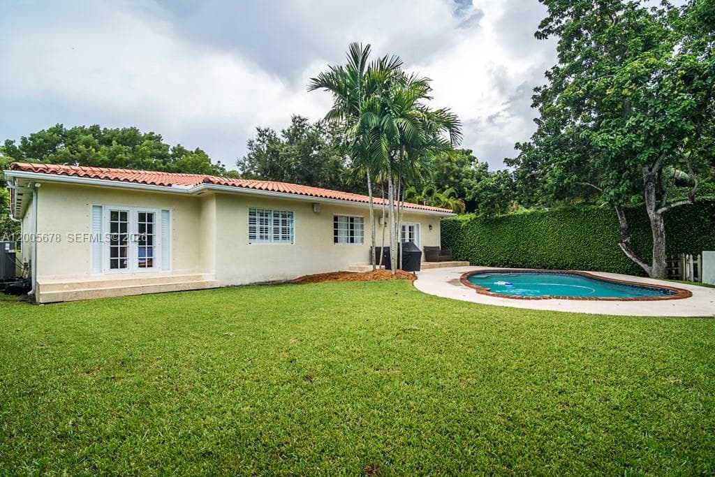 1237 Aduana Ave, Coral Gables FL 33146 — 20
