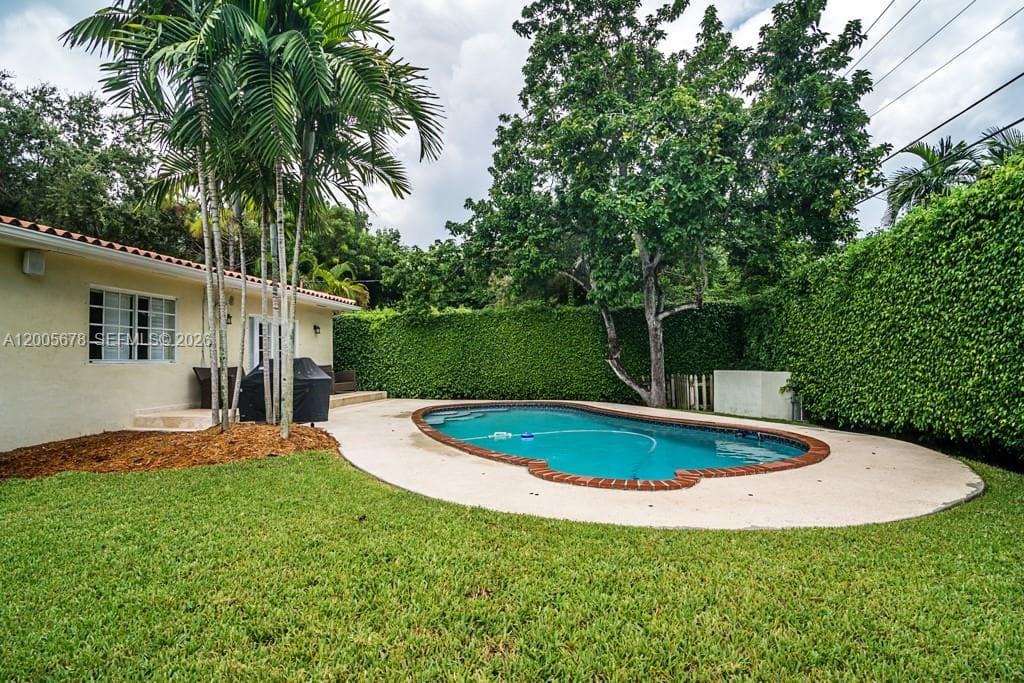 1237 Aduana Ave, Coral Gables FL 33146 — 21