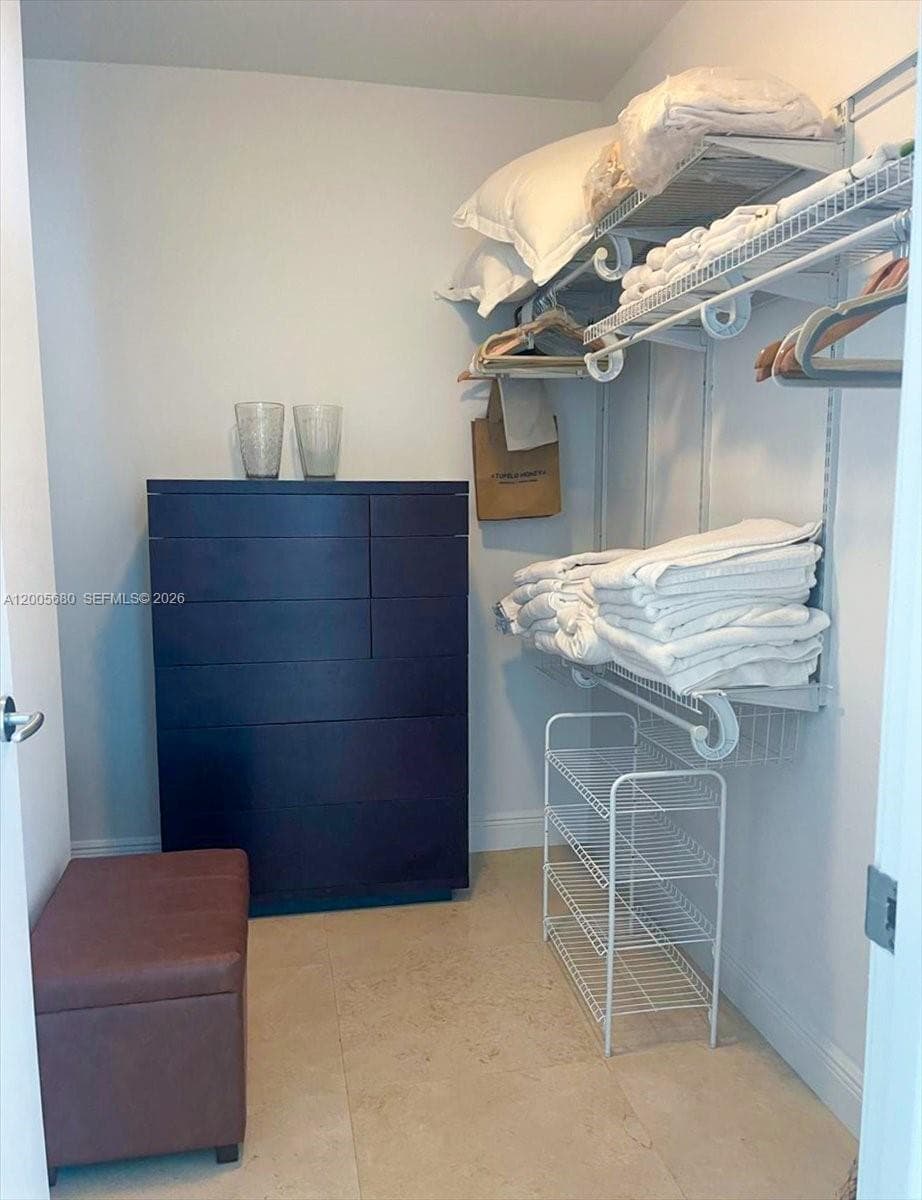 3801 Collins Ave # 1105, Miami Beach FL 33140 — 43