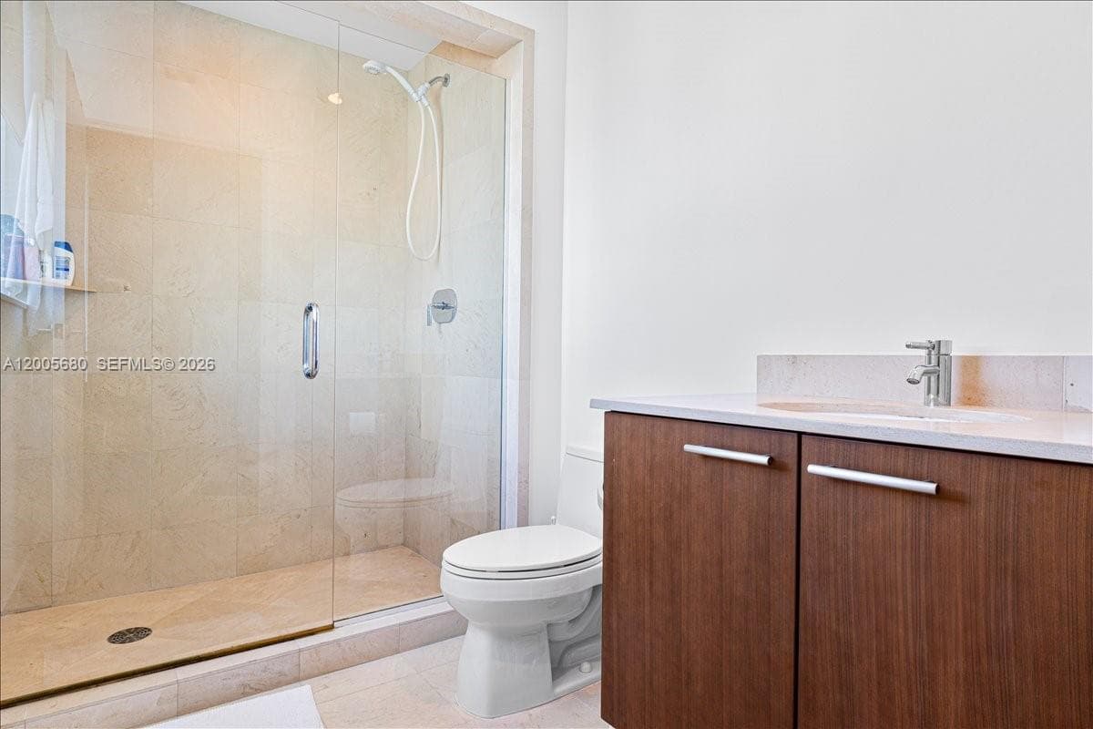 3801 Collins Ave # 1105, Miami Beach FL 33140 — 24
