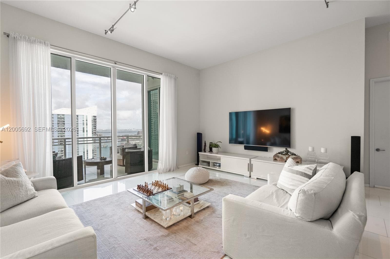 900 Brickell Key Blvd # 3002, Miami FL 33131 — 6