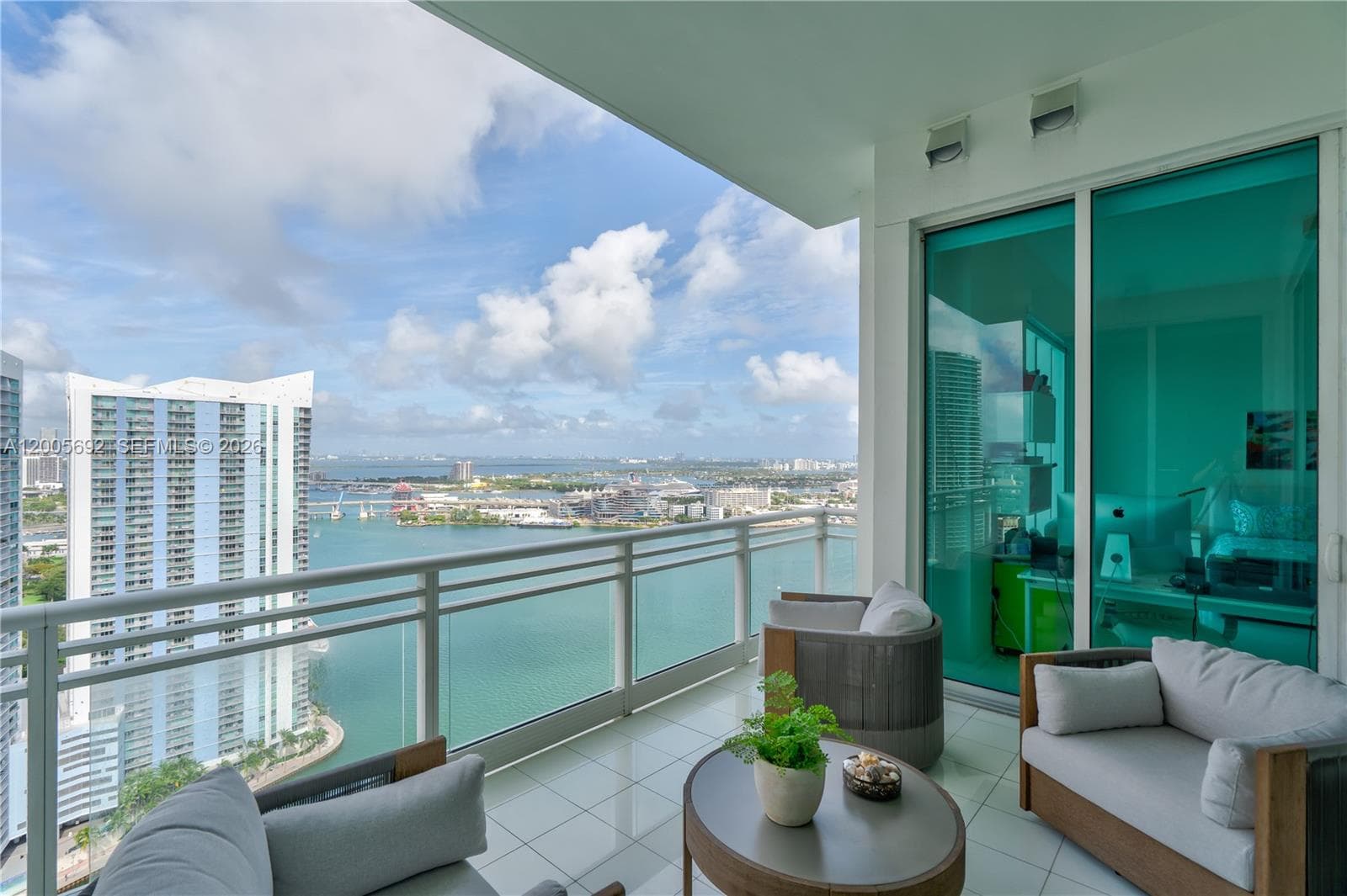 900 Brickell Key Blvd # 3002, Miami FL 33131 — 3