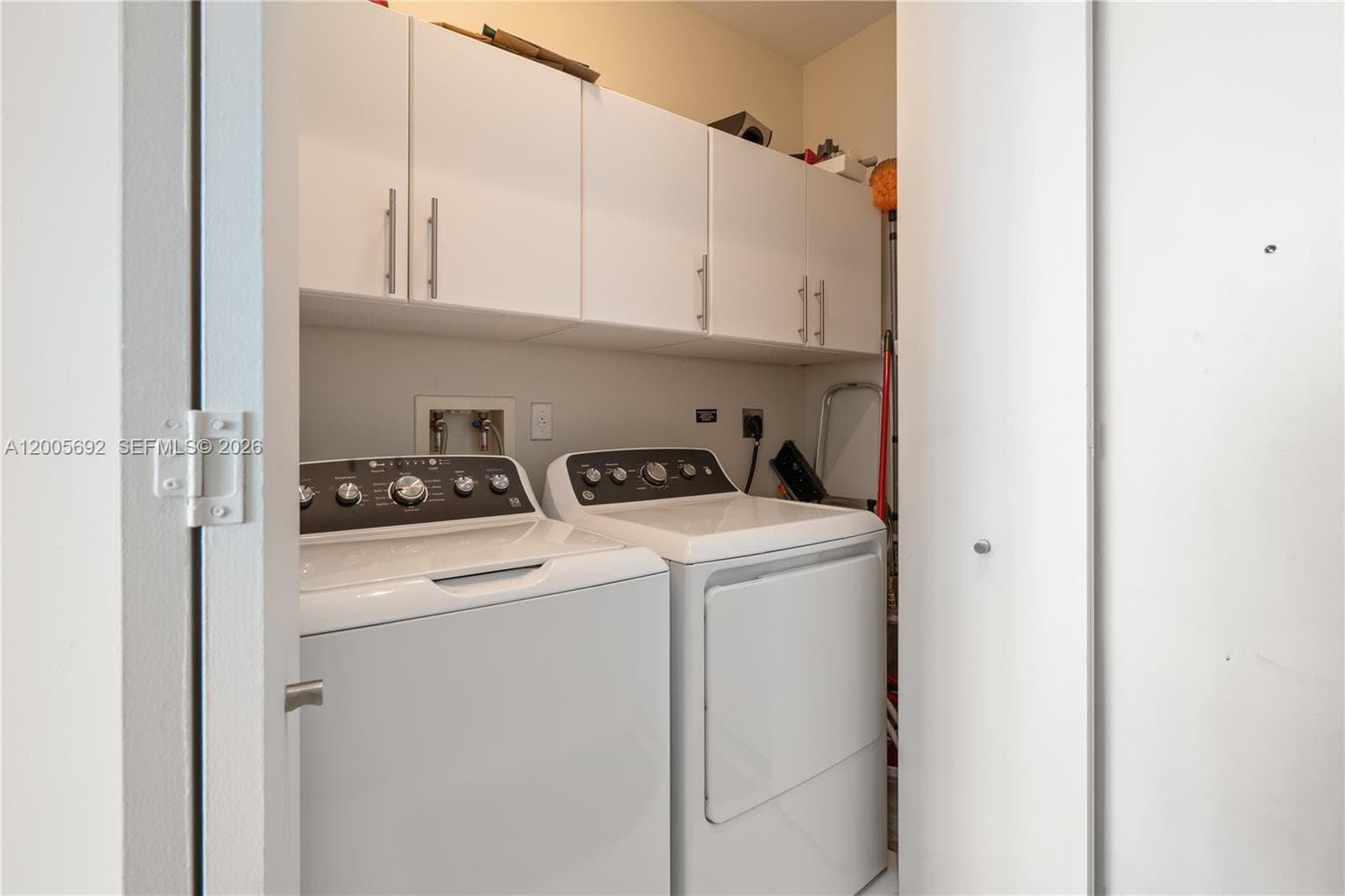 900 Brickell Key Blvd # 3002, Miami FL 33131 — 38